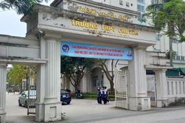 Vụ nữ sinh lớp 10 tự tử: Nhà trường báo cáo Bộ GD&ĐT