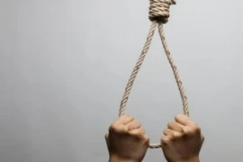Nữ sinh 16 tuổi nghi tự tử tại nhà riêng 