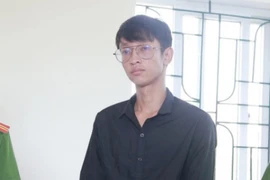 Khởi tố nhân viên chiếm đoạt tiền tỉ để đánh bạc 