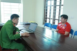 Giả danh cán bộ tổ chức lừa bạn học cũ hơn 9 tỉ đồng