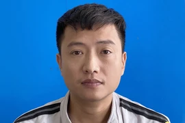 Người dân ngất xỉu vì bị lừa mua hàng: Khởi tố 2 bị can