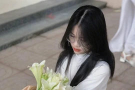 Nghị lực của nữ sinh mồ côi khi biết đỗ thủ khoa tổ hợp C00 