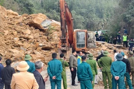 Công an Phú Thọ thông tin vụ sạt lở tại quốc lộ 6 làm 3 người tử vong 