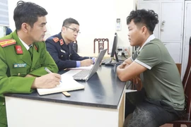 Dùng cả máy trộn bê tông để trộn thuốc pháo, 'trùm' Nguyễn Phú Đại và 12 người khác bị bắt