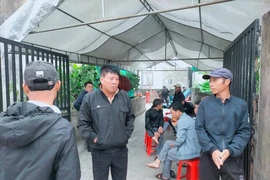 Hai chị em và trẻ sơ sinh tử vong nghi do đốt than củi để sưởi ấm