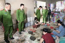 Triệt phá đường dây sản xuất thuốc tăng cân giả cực lớn, khám xét 6 địa điểm
