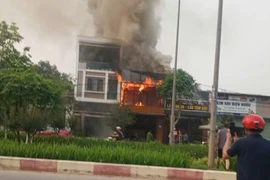 Bắt giữ người đốt nhà hàng của vợ cũ gây cháy lan 3 nhà hàng xóm