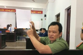 Điều tra lại vụ cựu thiếu tá công an kêu oan