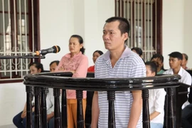 Giấu xác vợ trong nhà 9 ngày để được... gần vợ