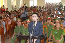 Nghiện phim người lớn, nam sinh cấp III gây trọng tội 