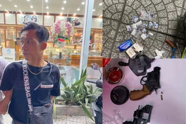 Thu giữ 2 khẩu súng từ nghi can vận chuyển ma tuý ở Cần Thơ