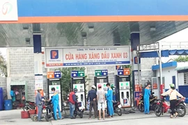 Cửa hàng xăng dầu nơi nhân viên trộm tiền, bơm nối số để ăn gian tiền khách hàng. Ảnh: YÊN - TÂN