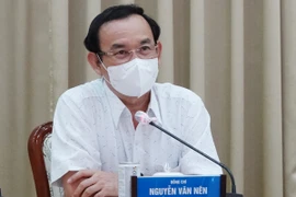 Bí thư Nguyễn Văn Nên phát biểu tại cuộc họp. Ảnh: PHƯƠNG THÙY
