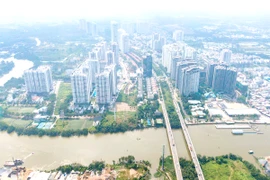 Hồi sinh đường 'rừng chung cư' khu Nam TP.HCM