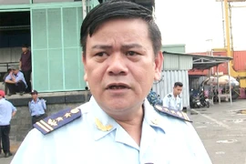 Chỉ huy trưởng cùng cán bộ chống buôn lậu 'bảo kê' xăng lậu