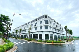 Để kinh doanh cho thuê tốt, nhà đầu tư nên chọn mua sản phẩm có vị trí tốt, giao thông thuận lợi, phù hợp cho nhiều mục đích sử dụng (văn phòng, nhà ở…). Ảnh minh họa: MINH LONG