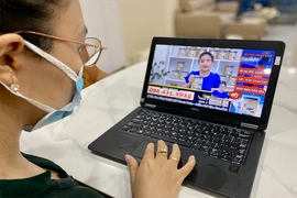 Thời gian gần đây, tình trạng quảng cáo trên mạng xã hội xuất hiện tràn lan. Ảnh: HOÀNG GIANG