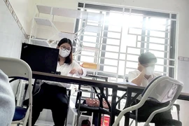 Bên trong phòng làm hồ sơ tại Công ty Sunrise HR. Ảnh: NGUYỄN YÊN