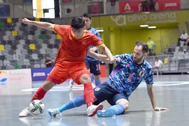 Futsal Việt Nam từng đối đầu với futsal Nhật trong đó có trận thắng lịch sử ở tứ kết Asian Cup. Ảnh: VFF