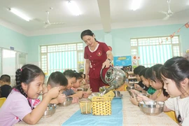 Nhà trường siết chặt quy trình bữa ăn bán trú