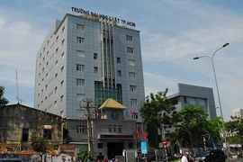  Thanh tra đột xuất Đại học Luật TP.HCM 