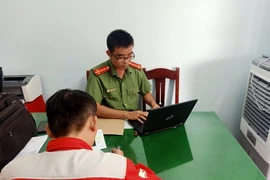 Bị xử phạt 7,5 triệu đồng vì bình luận xúc phạm công an