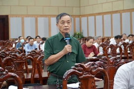 Cử tri huyện Bình Chánh kiến nghị gỡ vướng thủ tục hành chính về đất đai