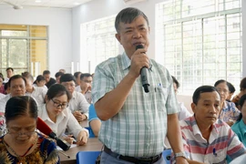 ĐBQH Phạm Khánh Phong Lan: 'Thấy tăng giá vô lý thì báo cho cơ quan quản lý để xử lý'
