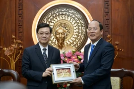 TP.HCM muốn học hỏi kinh nghiệm của Hong Kong để xây dựng trung tâm tài chính quốc tế
