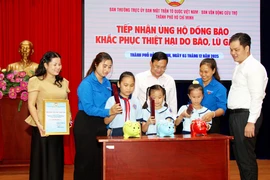 TP.HCM tiếp tục nhận hơn 20 tỉ đồng hỗ trợ đồng bào vùng bão lũ