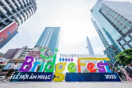 lễ hội âm nhạc BridgeFest