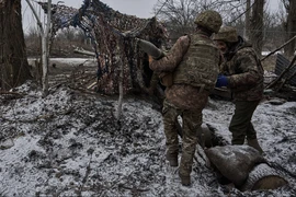 Chiến sự Nga-Ukraine 12-12: Giao tranh ác liệt ở Đông-Nam; Ukraine tố Nga mang ‘răng rồng’ tới Donetsk, nói hạ gần 331.000 lính Nga từ đầu chiến sự