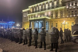 Nga cáo buộc phương Tây kích động biểu tình ở Serbia