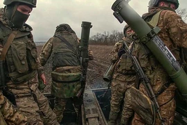 Nga lên tiếng sau khi bị Mỹ trừng phạt nặng liên quan cáo buộc sử dụng vũ khí hoá học ở Ukraine 