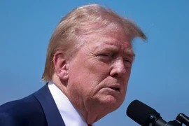 Ông Trump dọa sẽ trục xuất người Haiti nhập cư nếu đắc cử 