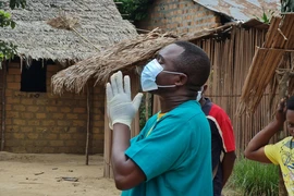Thêm 10 quốc gia có nguy cơ bùng phát dịch Ebola