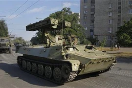 Kiev kiểm soát hầu hết Luhansk: quân ly khai chuẩn bị phản công