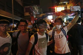 Cảnh sát 'thiếu kiềm chế', đụng độ ác liệt với người biểu tình Hong Kong