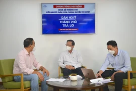 Đối thoại và lòng dân 