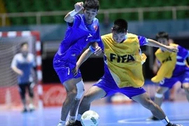 HLV Bruno Garcia: 'Hãy bật tivi lên và cổ vũ cho chúng tôi'