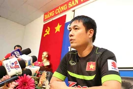 HLV Hữu Thắng chờ học trò hồi phục chấn thương