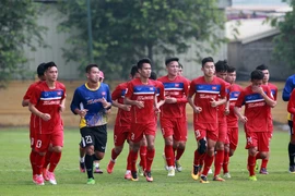 HLV Hữu Thắng gọi 8 cầu thủ U-20 chuẩn bị SEA Games