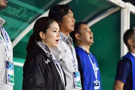 Nữ trưởng đoàn xinh đẹp Thái Lan đòi vô địch SEA Games 
