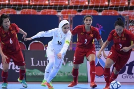 Tuyển Việt Nam quyết đấu Thái Lan, giữ nòng cốt cho SEA Games
