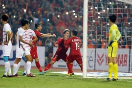 Thầy trò ông Park mạnh mẽ chờ đá knock out với Philippines