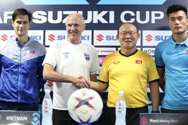 HLV Eriksson: 'Gặp thầy trò ông Park như đá World Cup'