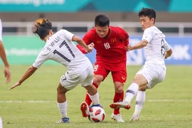 Quang Hải vào tốp 24 cầu thủ hay nhất châu Á 2018