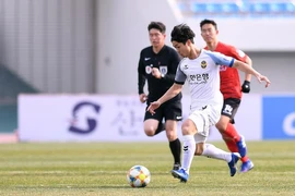 Công Phượng đen đủi dù chơi đủ 90 phút, Incheon lại thua