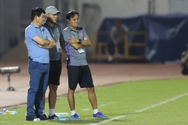 HLV Vũ Tiến Thành: ‘Tôi mắc mớ gì đi đêm chèo kéo cầu thủ'