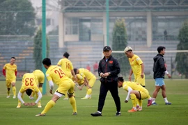 Vừa xong thời hạn cách ly, ông Park làm gì?